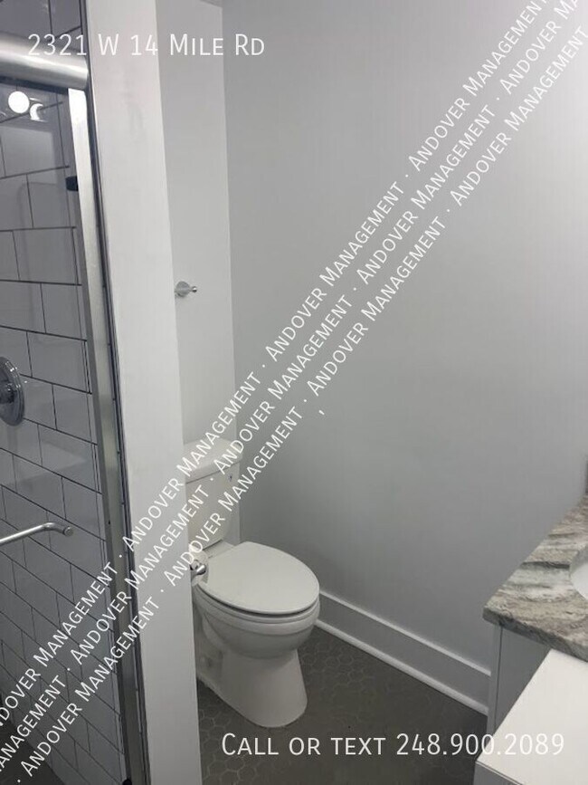 2321 W 14 Mile Rd