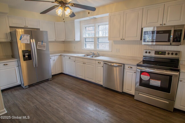 Photo - 27 Hanifin Ave