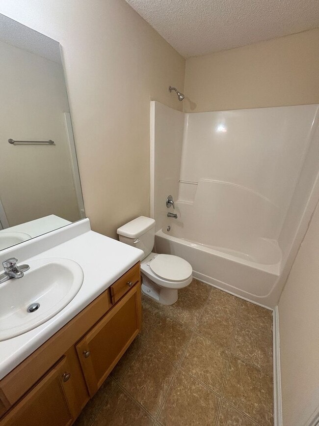 Photo - BRIDGEWATER HOME! PRE-LEASING FOR AUGUST 1 2026! 1/2 Off Deposit!