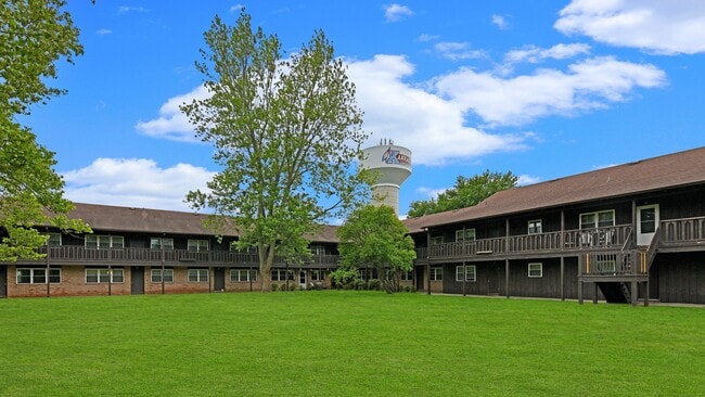 Sherwood Forest Apartment Homes - Sherwood Forest Apartment Homes