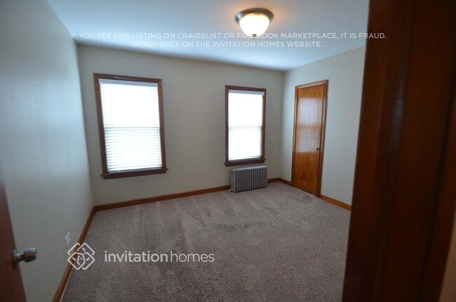 Photo - 6200 S Meade Ave