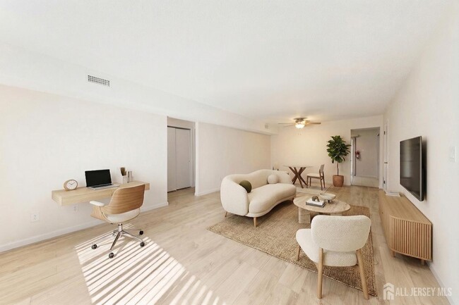 Photo - 1807 Muriel Ct