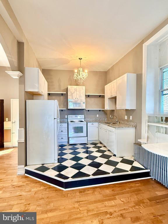 Building Photo - 59 N Main St Unit 1