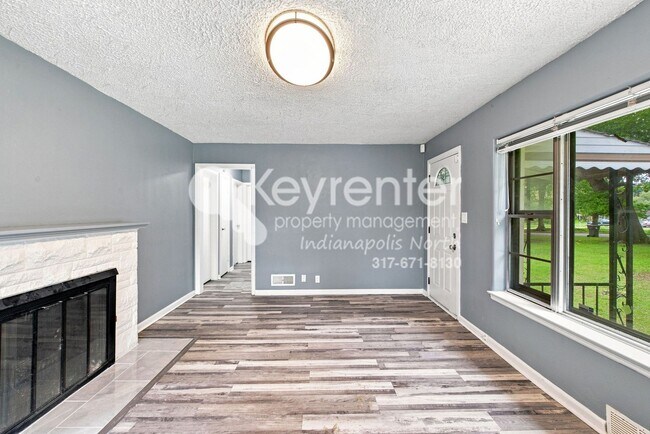 Photo - 4029 Forest Manor Ave