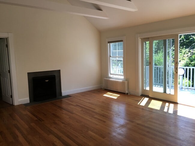 Photo - 16 Hillside Terrace Unit B