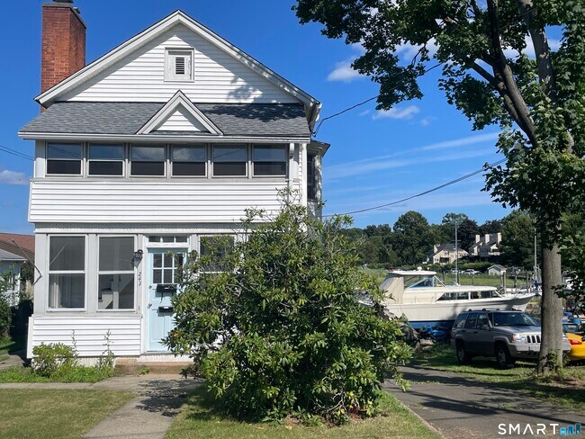 Photo - 243 Harbor St