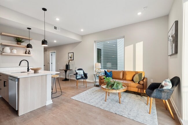 Photo - Station Square