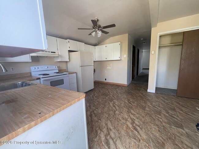 Photo - 780 Hazle St