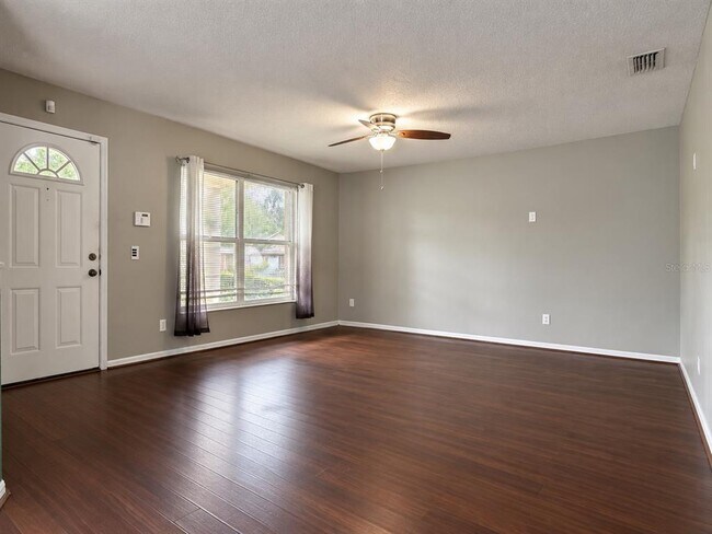 9620 N Connechusett Rd