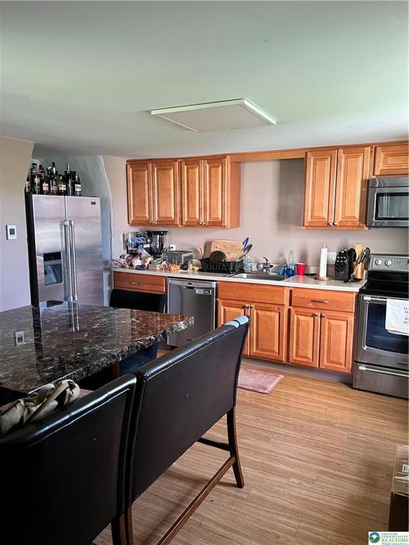 Photo - 654 Youngs Hill Rd