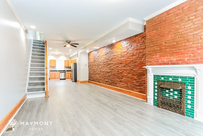 Photo - 3429 E Lombard St