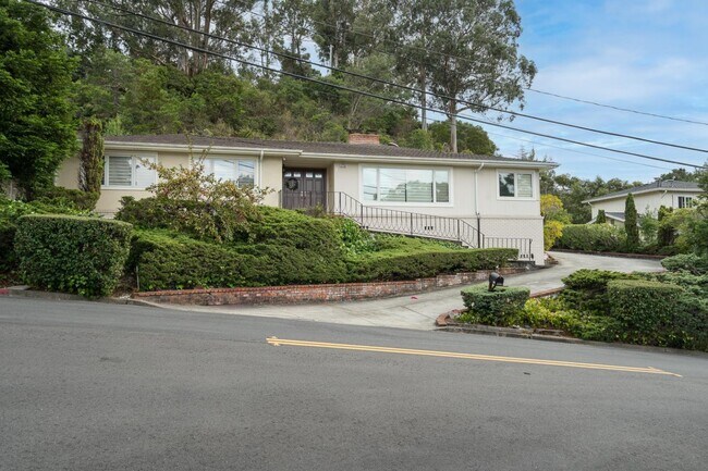 Photo - 2726 El Prado Rd