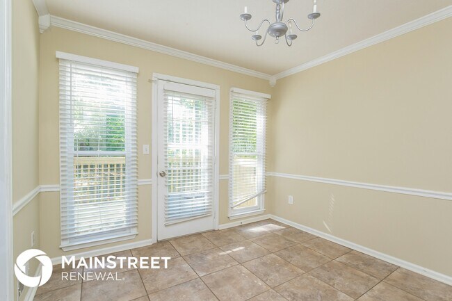 Photo - 294 Oak Landing Cir