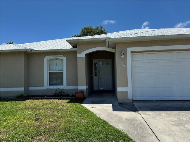 Photo - 1489 Whitmore St