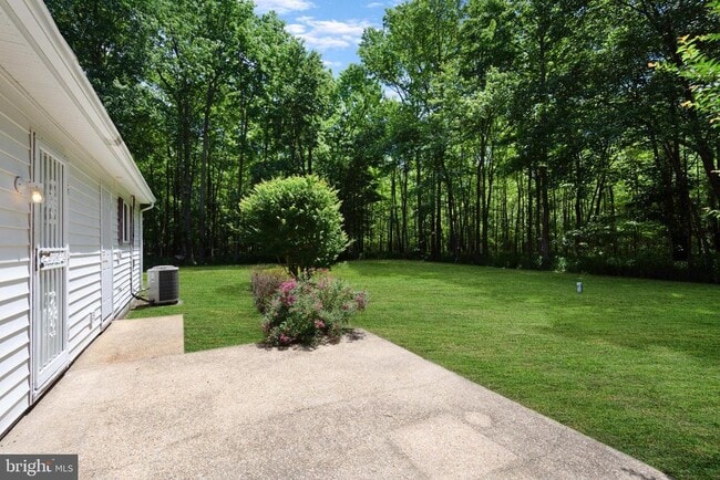 Building Photo - 1469 Cedarhurst Rd