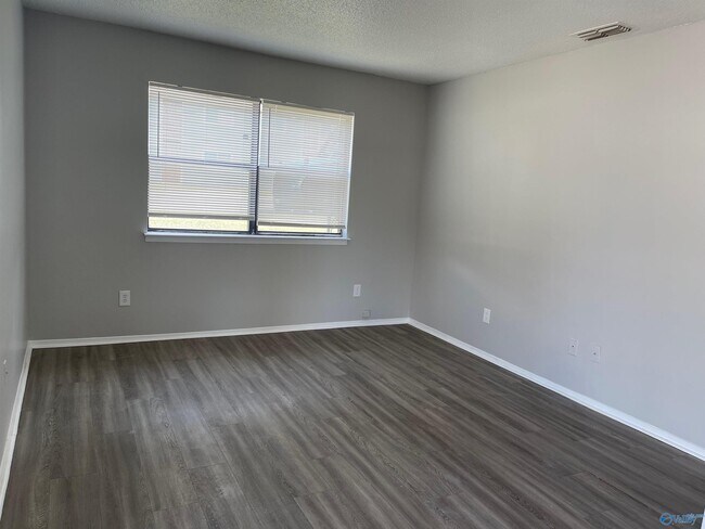 103 Jodi Dr Unit C