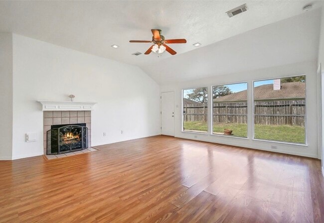 Photo - 2118 Westminister Rd