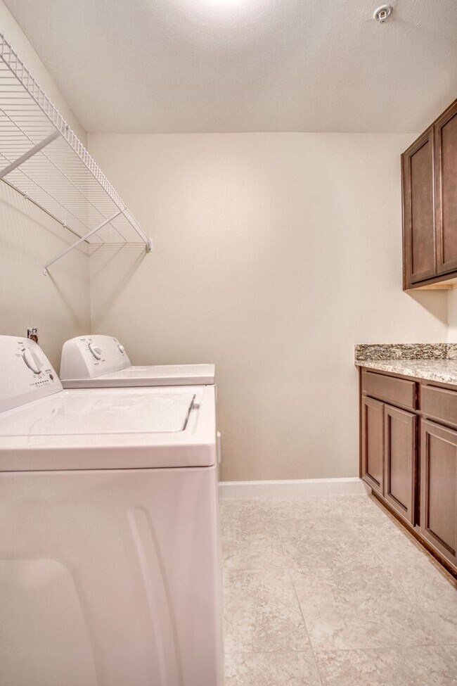 Photo - Cypress Preserve New Luxury 1B/1B Apartmen...
