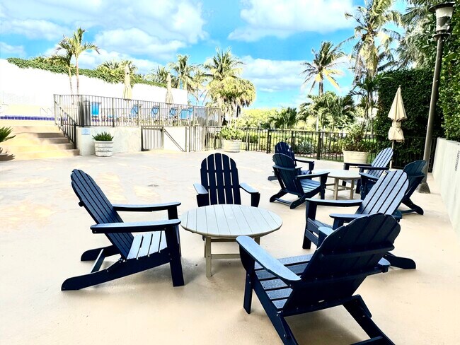 Photo - 1621 Collins Ave Unit 310