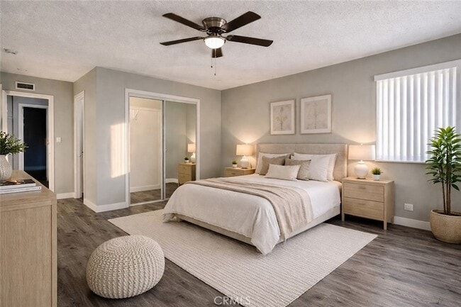 Photo - 17102 Emerald Ln Unit E