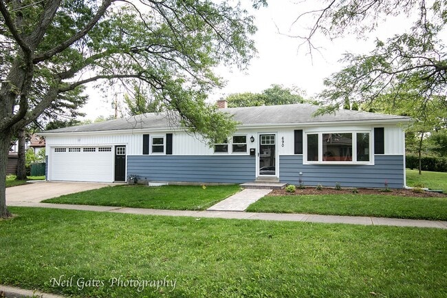 Building Photo - 690 Highland Pl Rental