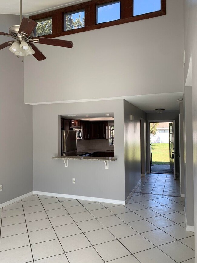 Photo - Beautiful and Updated 2/2 in Kissimmee