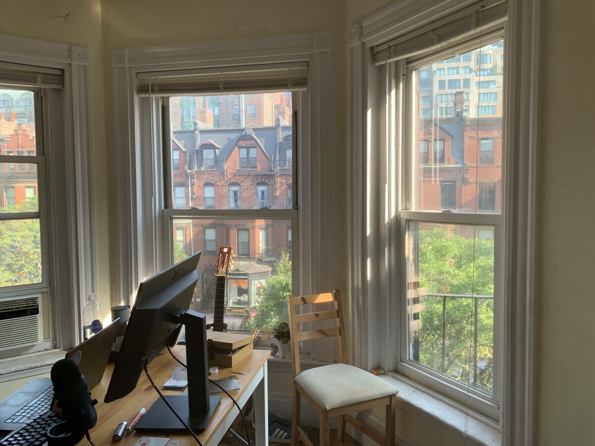 Photo - 236 Newbury St Unit 3F##