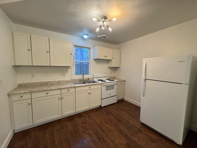 Photo - 2141 Brougher Ln