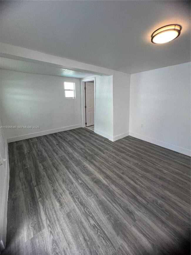 Photo - 1999 NW 2nd St Unit 2