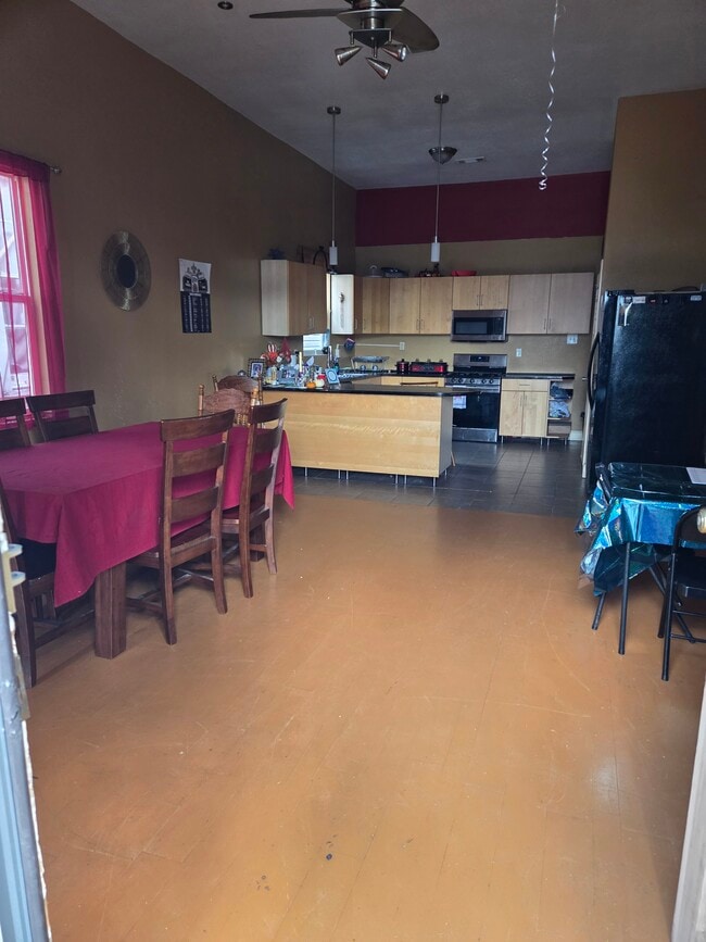 Photo - 1821 Peniston St