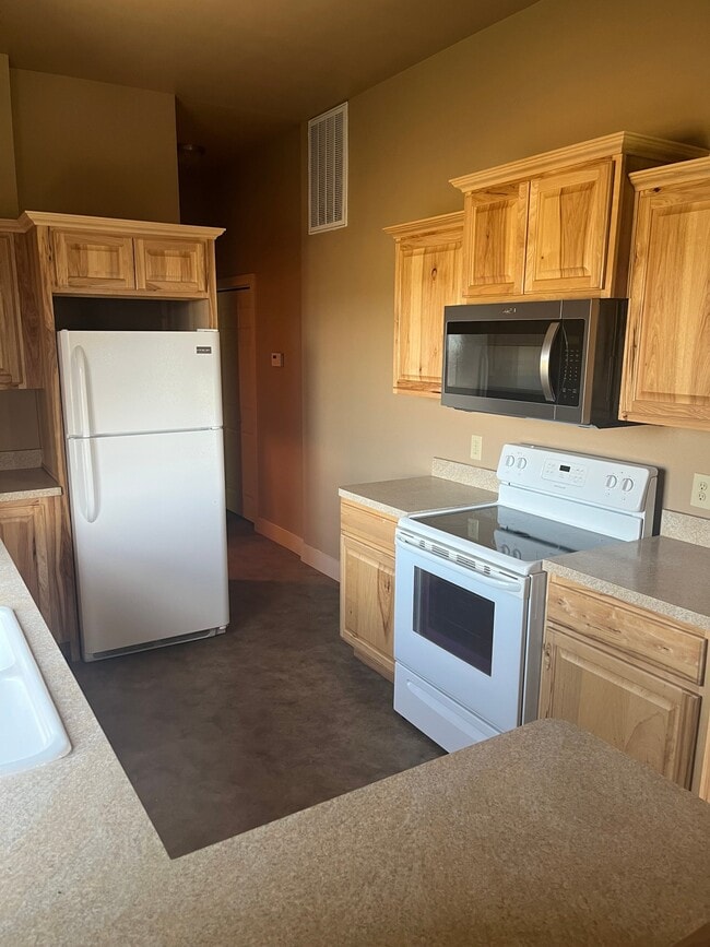 Photo - 5918 S Frontage Rd Unit #3
