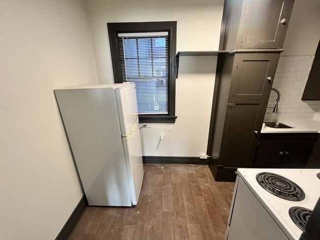 Photo - 16 N Broadway St Unit 24