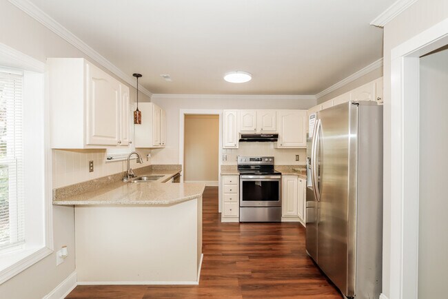 Photo - 9907 Fairway Ridge Rd