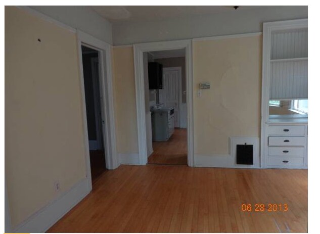 Photo - 3236 N Bartlett Ave