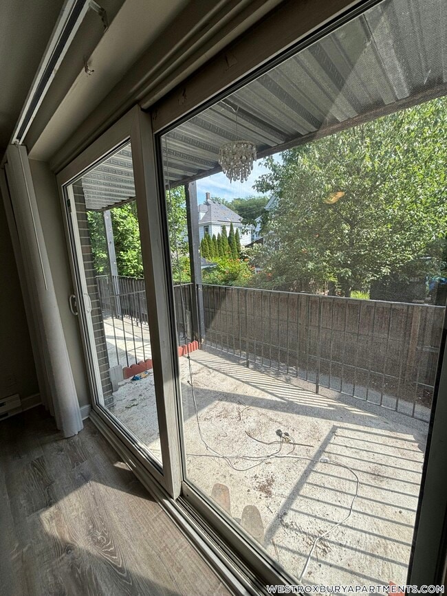 1799 Centre St Unit 15