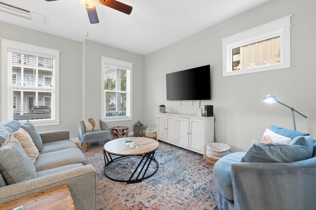 Photo - 21 Magical Pl