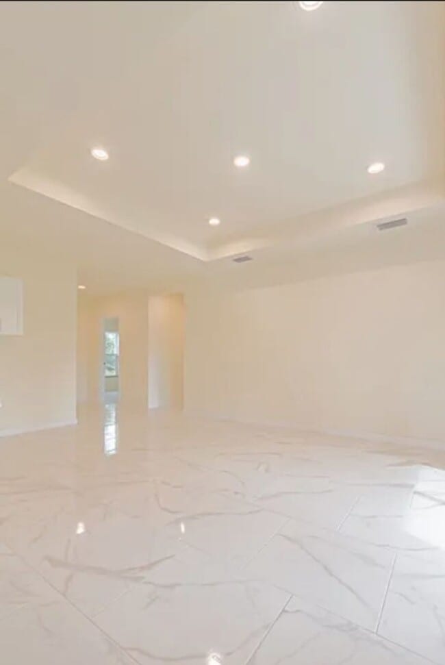 Photo - Great Location in Lake Placid-Large Three Bedroom-Two Bath+ a DEN!!