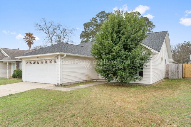 Photo - 993 John Wayne Cir