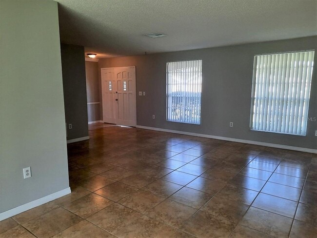 Photo - 13016 Serpentine Dr