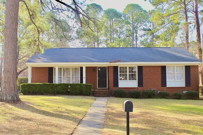 Photo - 2616 Whispering Pines Rd House