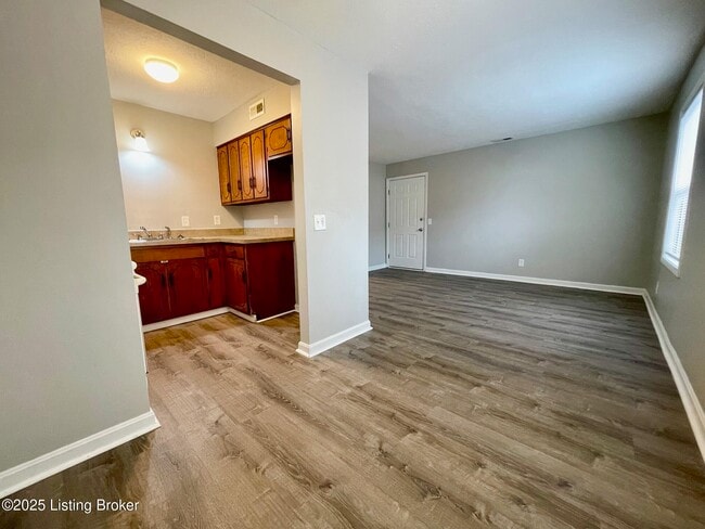 Photo - 1922 Silver St Unit 2