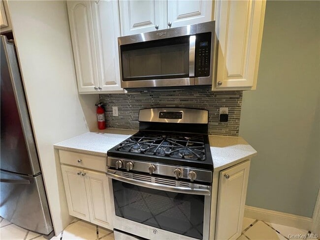 Photo - 6 Church Ln Unit L