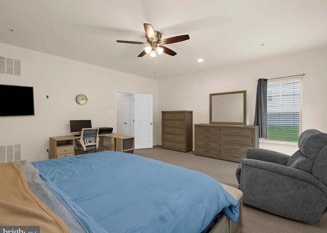 Photo - 1026 Edenberry Way