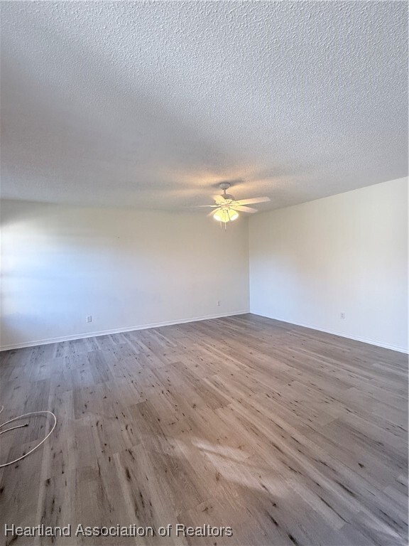 Photo - 762 W Carey Ln