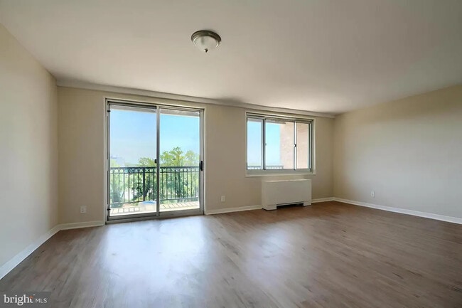 Photo - 1900 Lyttonsville Rd Unit 1212