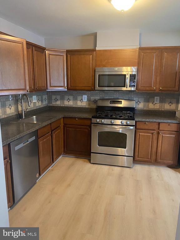 Photo - 33 Jones Valley Cir