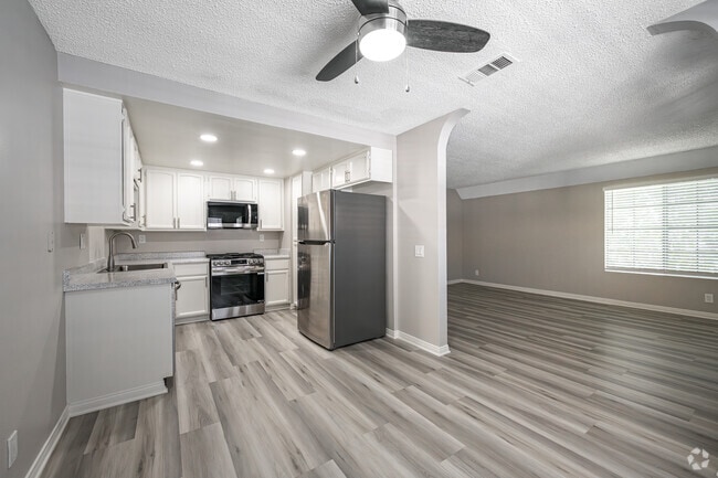 2BR, 2BA - 1,275SF - Kitchen/Dining Room
