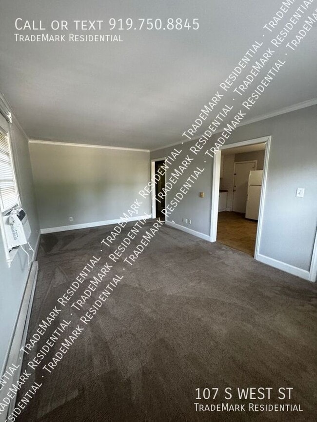 Photo - 107 S West St