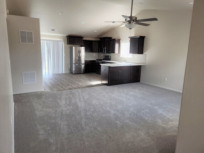 Photo - Beautiful brand new 3 bed 2 bath home in the Shadow Glenn Subdivision, just off Linden and Middle...