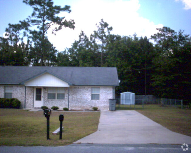 Building Photo - 83 Sabreena Cir Rental